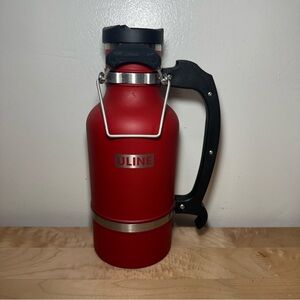 Uline DrinkTank 64oz Insulated Stainless Steel Double Wall Vacuum Growler